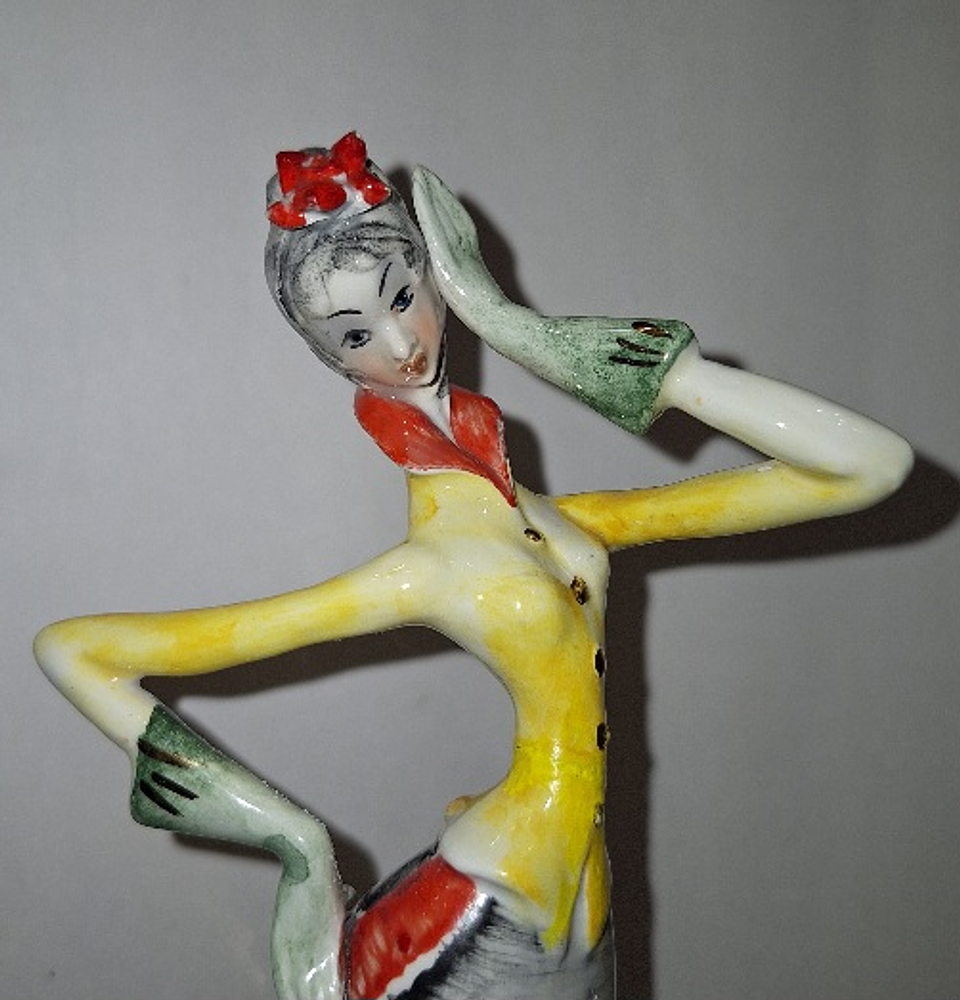 Estatueta em porcelana italiana  6