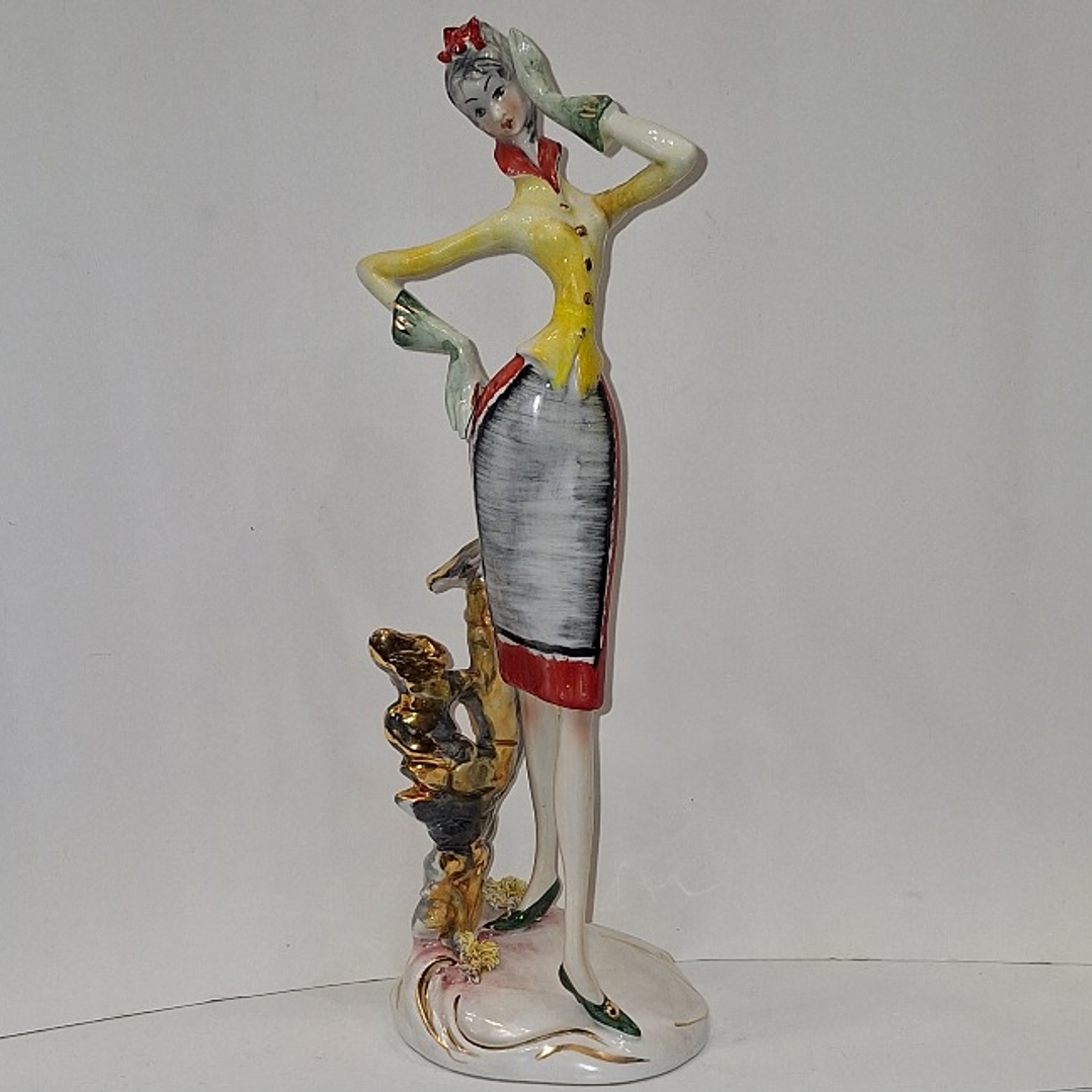 Estatueta em porcelana italiana  8
