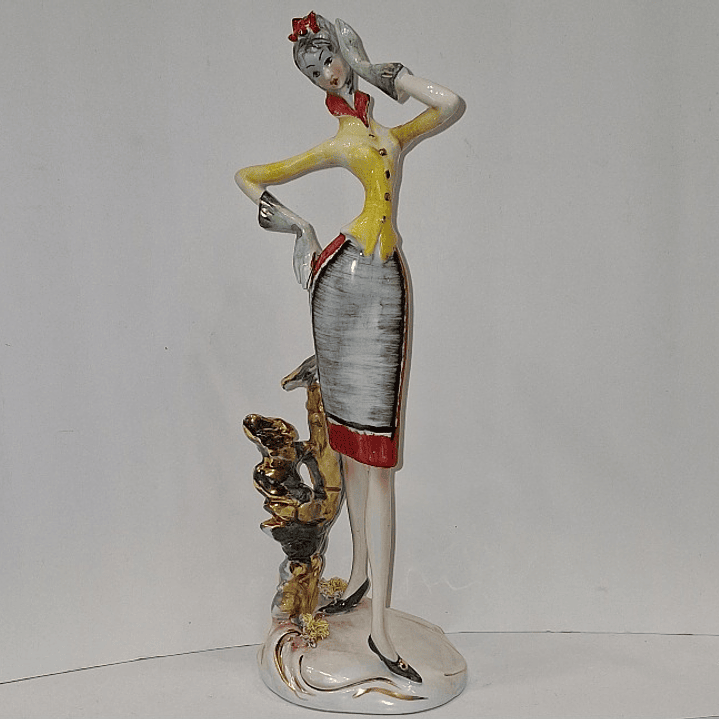 Estatueta em porcelana italiana  8
