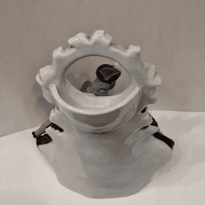 Porta-relógio em porcelana  3