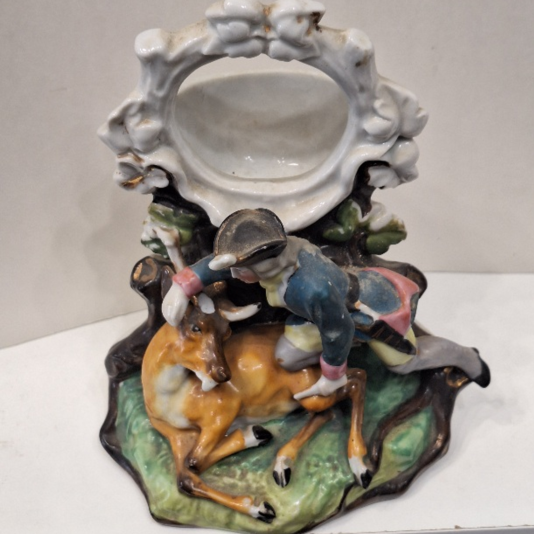 Porta-relógio em porcelana  6