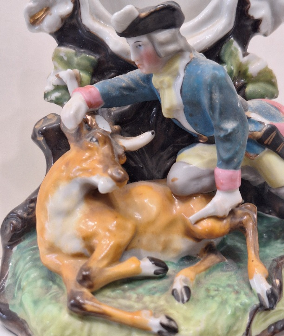 Porta-relógio em porcelana  7