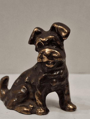 Mini cão em bronze patinado 