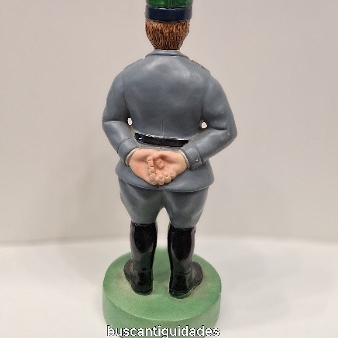 estatueta em faiança policromada  3