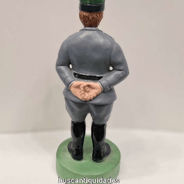 estatueta em faiança policromada  3