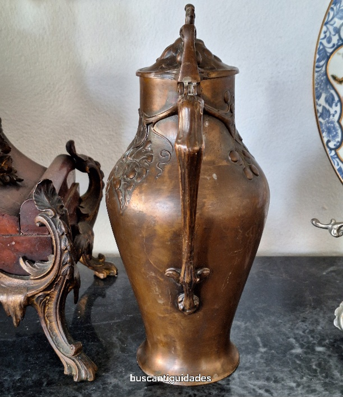 Jarra em bronze patinado Art Nouveau  3