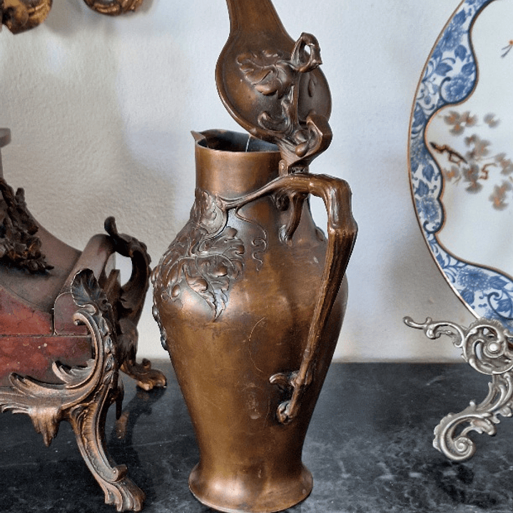 Jarra em bronze patinado Art Nouveau  7
