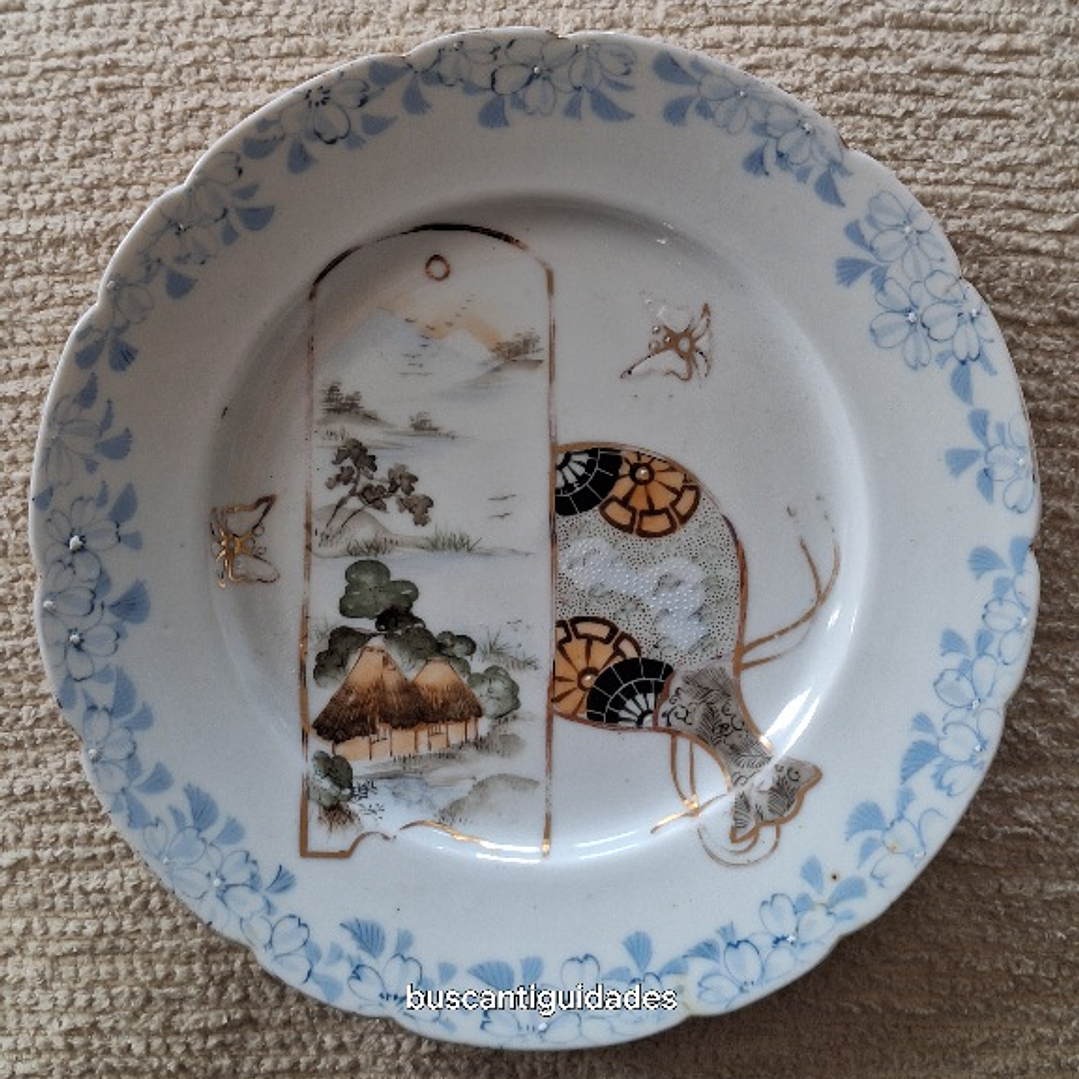 Medalhão porcelana Japonesa  1