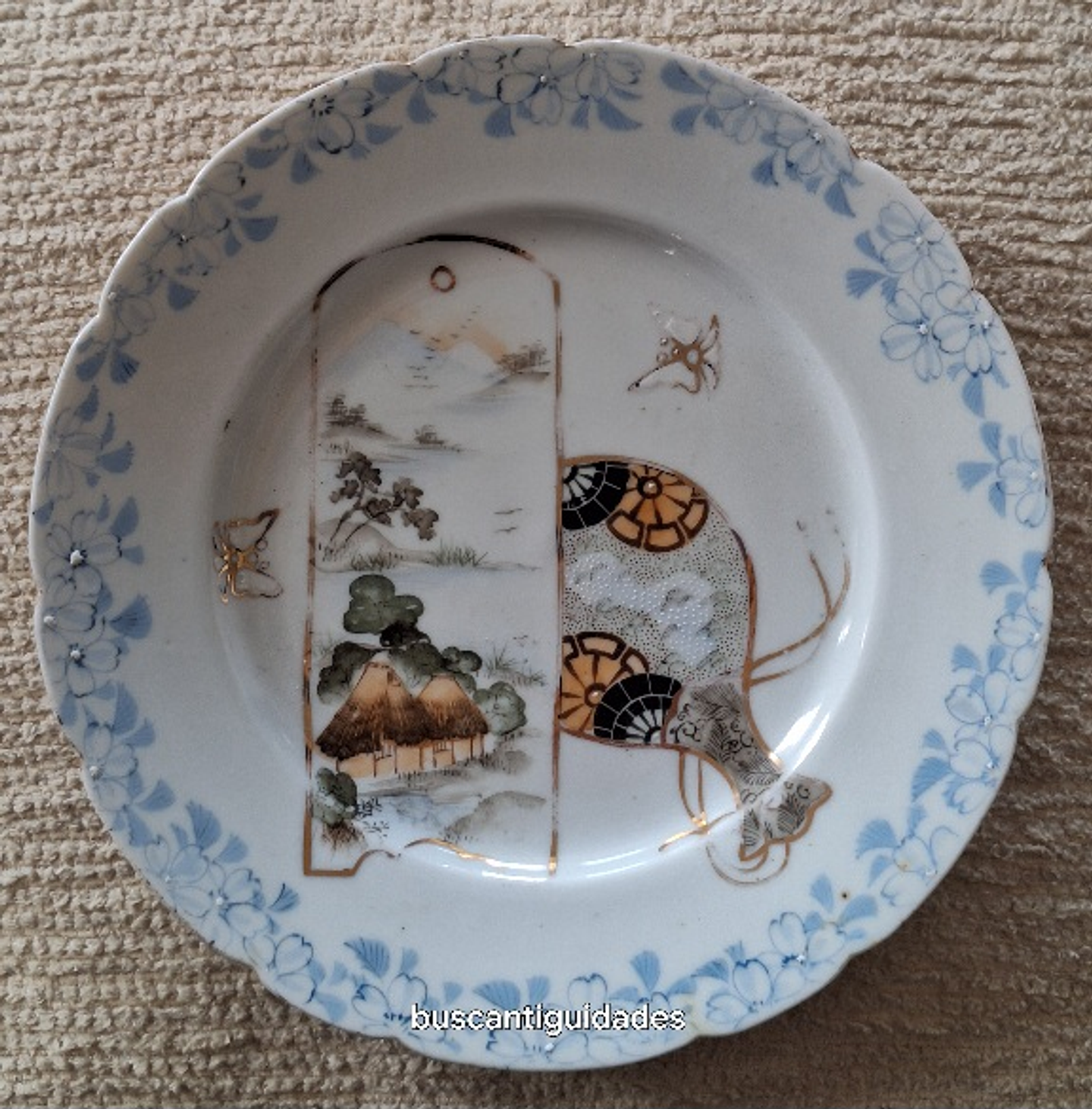 Medalhão porcelana Japonesa  1