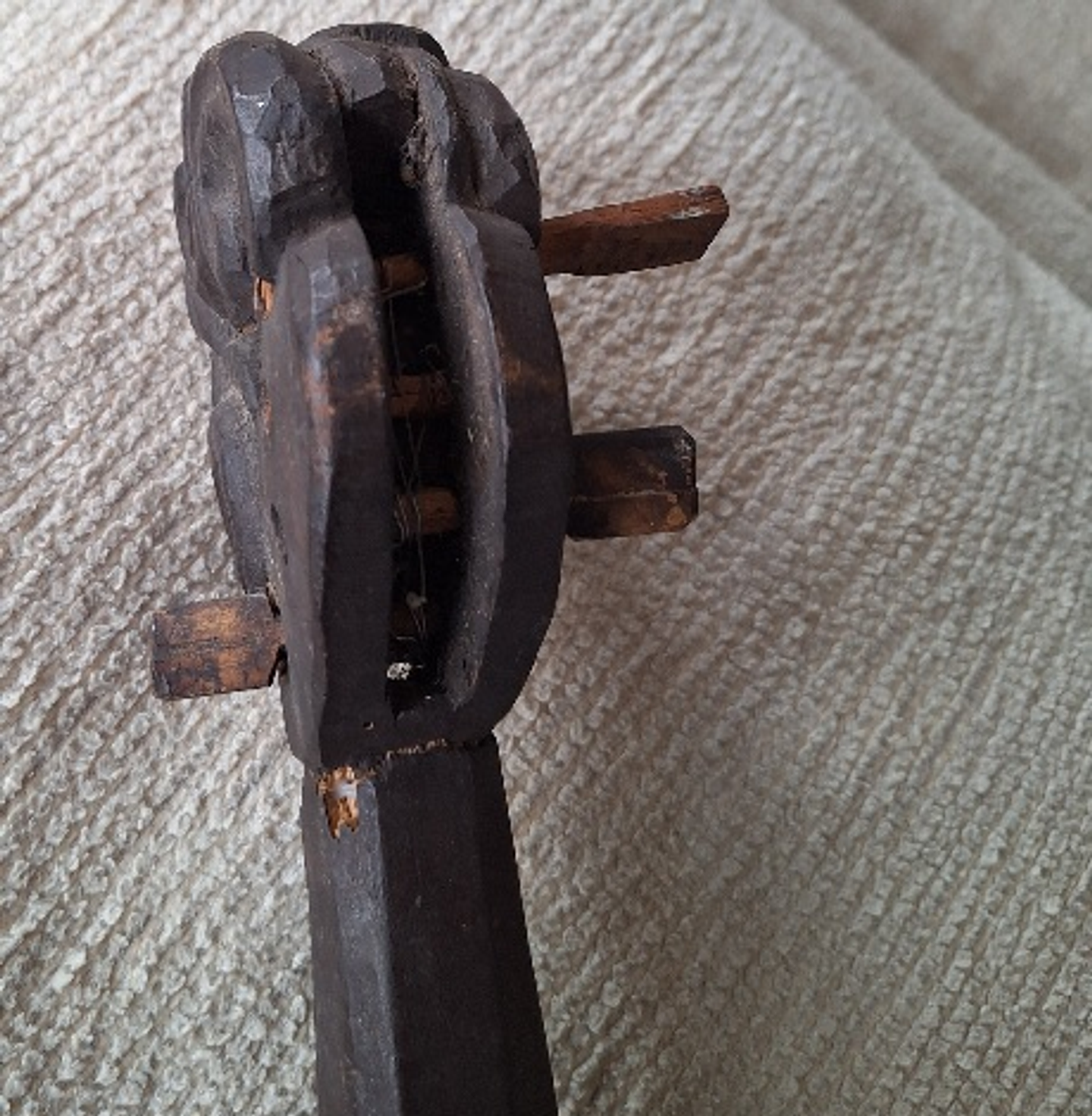 Instrumento de corda Tibetano  6