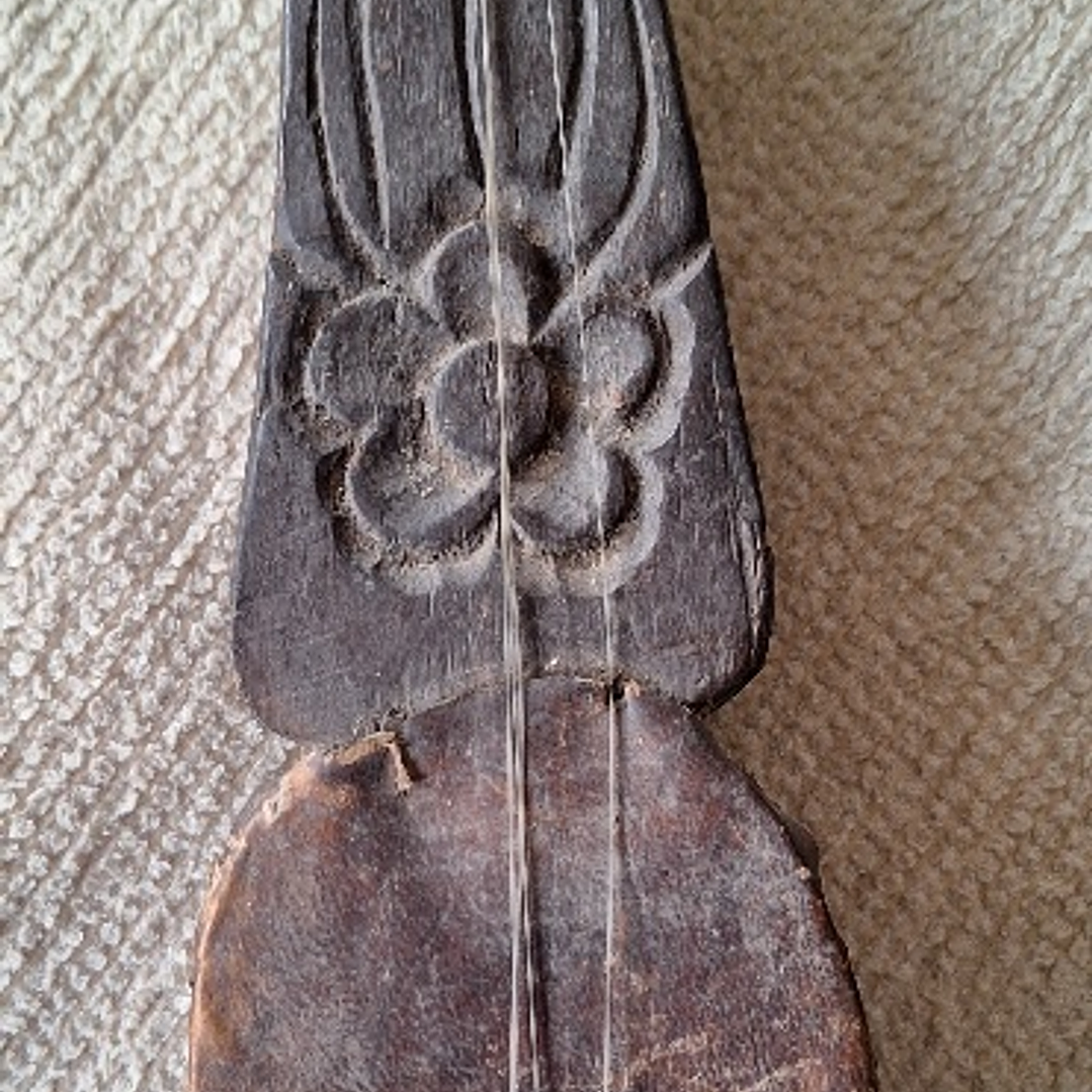 Instrumento de corda Tibetano  7