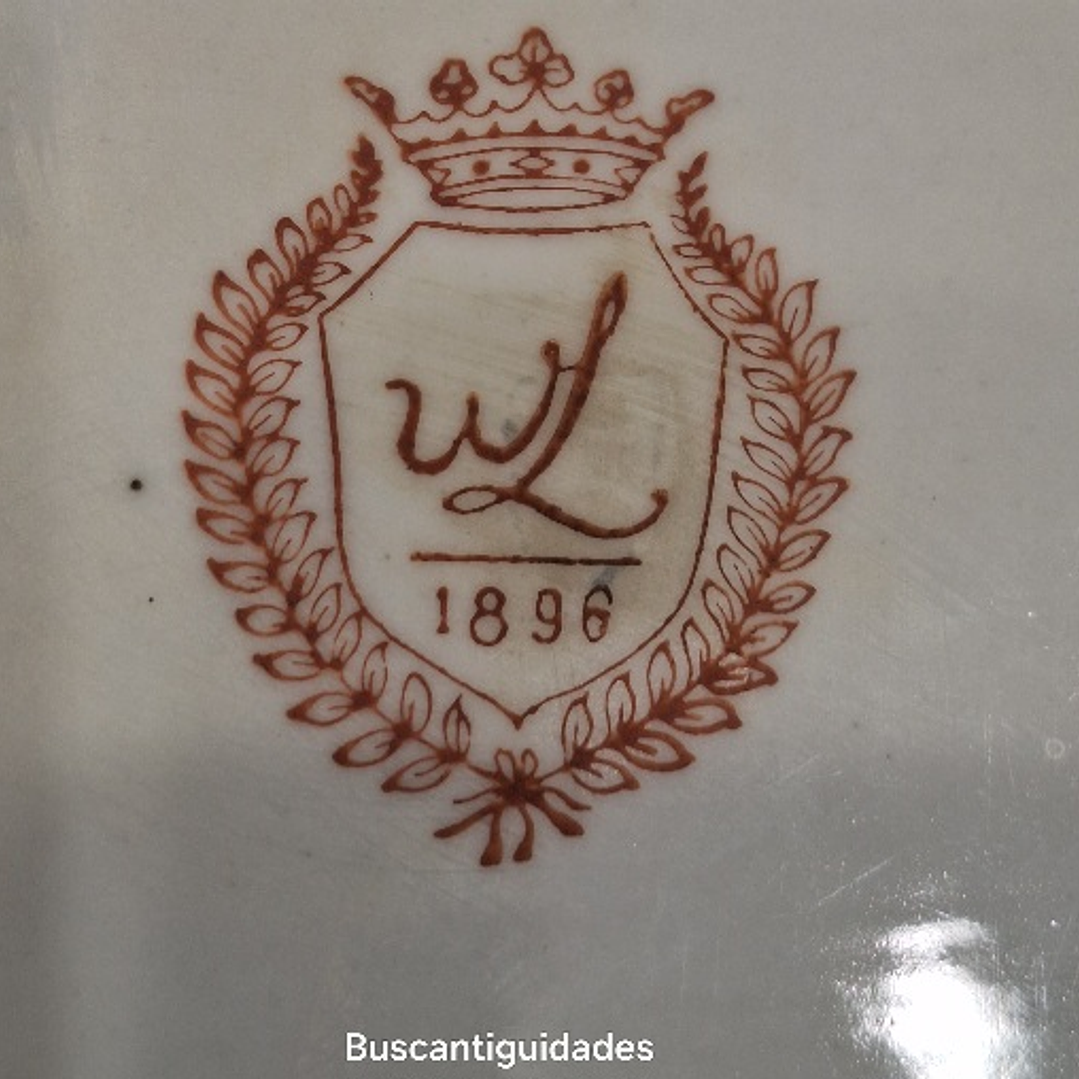 Medalhão em porcelana chinesa  2