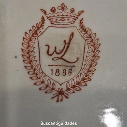Medalhão em porcelana chinesa 