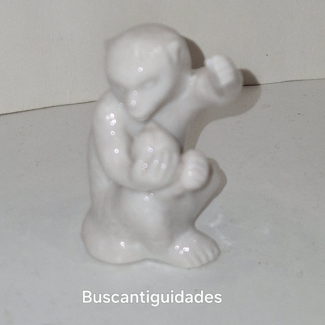 Mini Macaco em porcelana  1