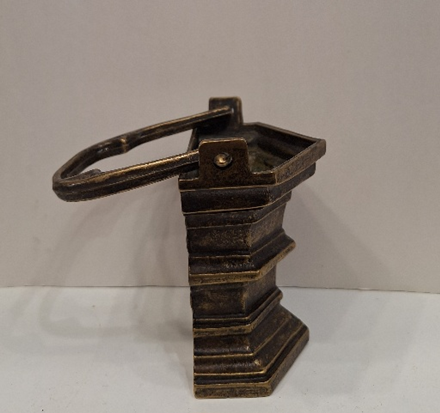 Balde para água Benta em bronze  3