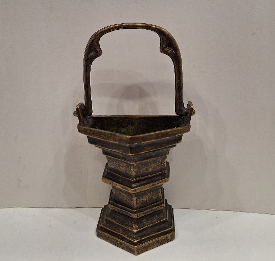 Balde para água Benta em bronze  1