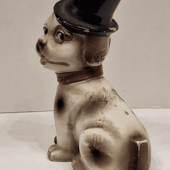 Bibelot,  cão com cartola 3