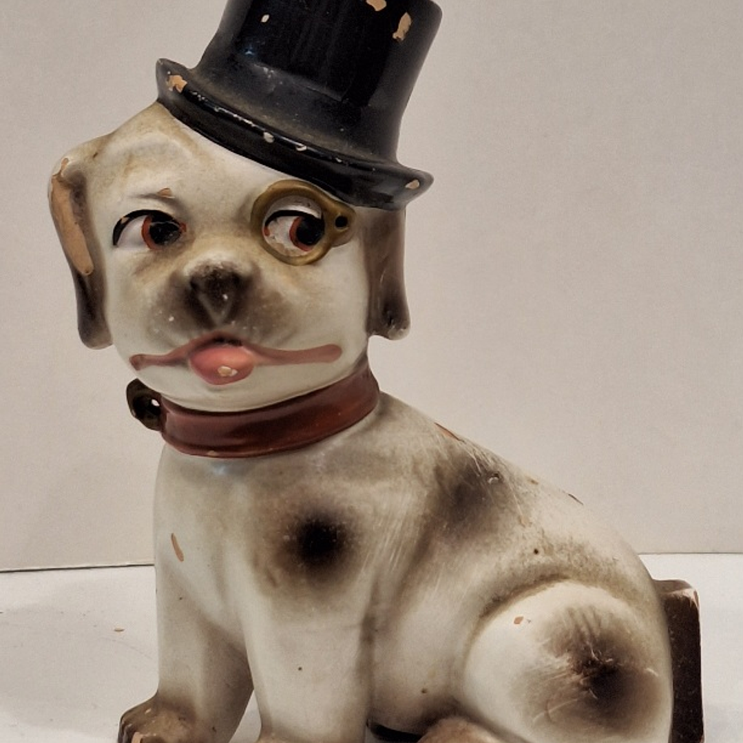 Bibelot,  cão com cartola 1