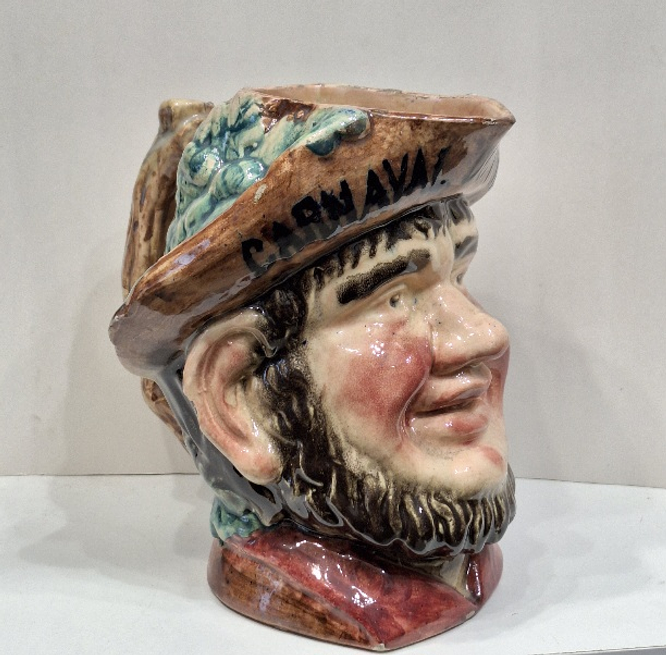 Caneca em faiança, Zé Povinho  3