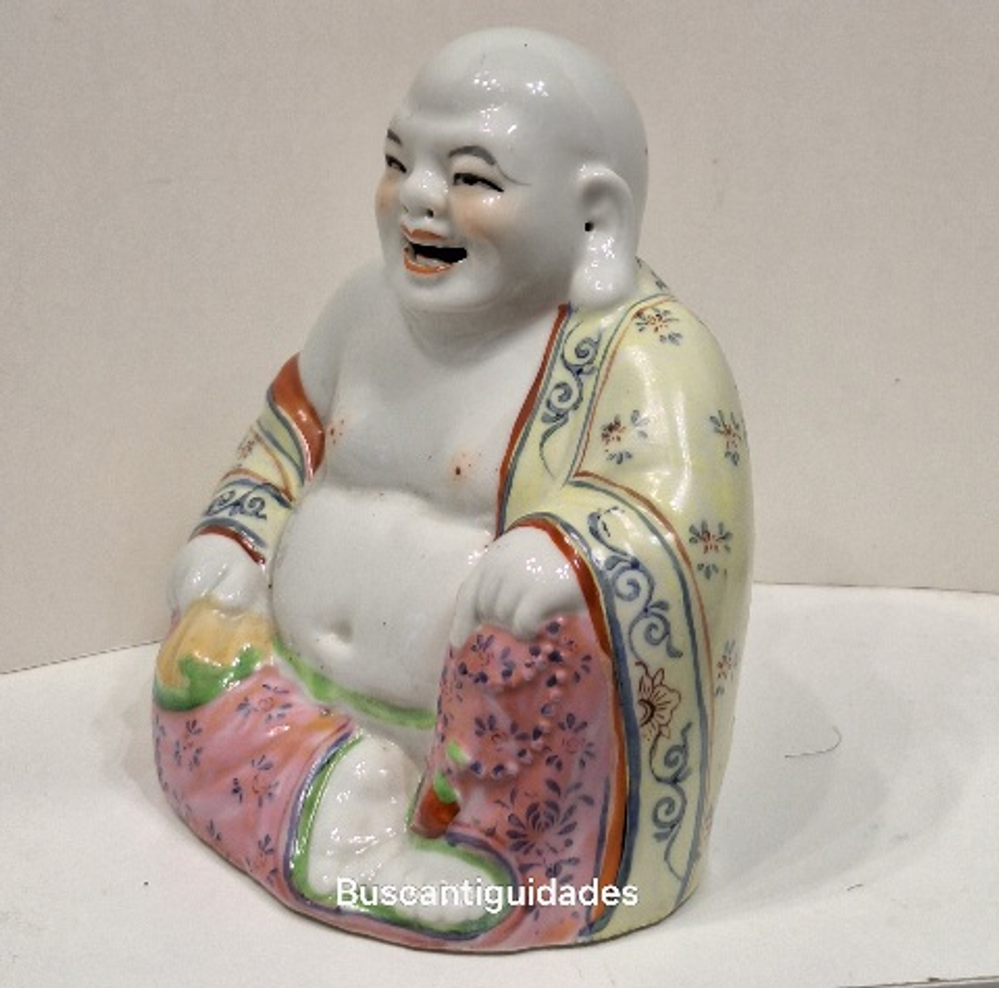 Buda sorrindo em porcelana  2