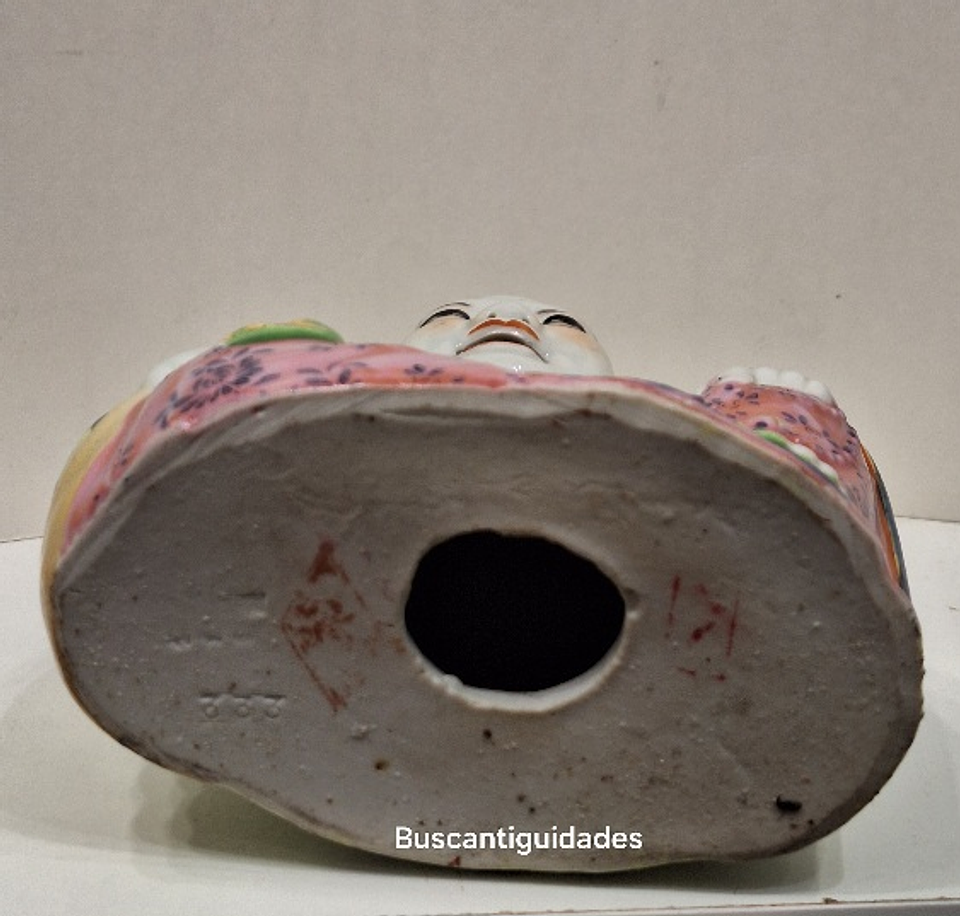 Buda sorrindo em porcelana  4