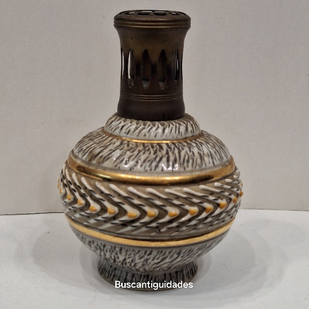 Lâmpada berger, França  1