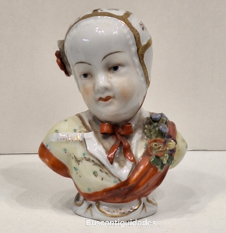 Busto em porcelana de Dresden 10