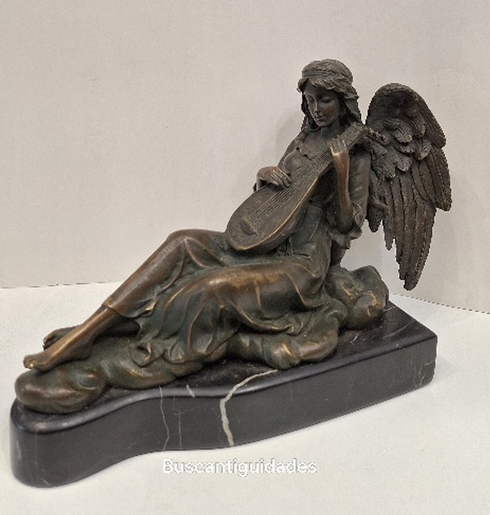 Escultura em  bronze,  