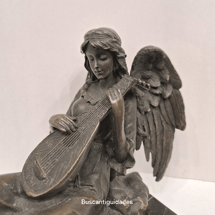 Escultura em  bronze,  