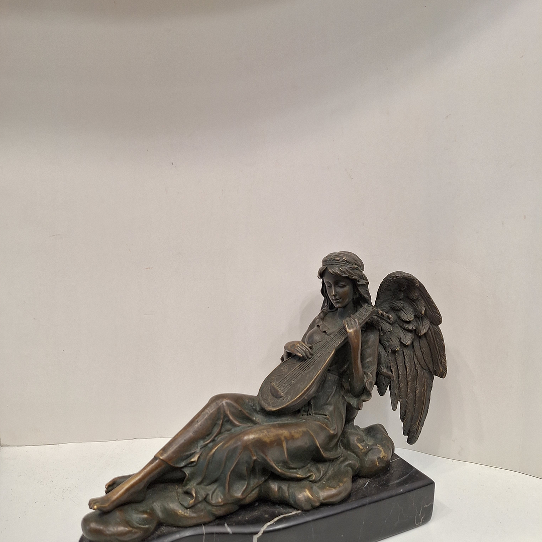 Escultura em  bronze,  