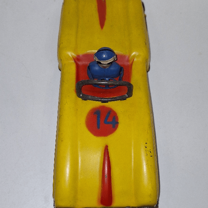 Brinquedo de lata, carro de corrida 2