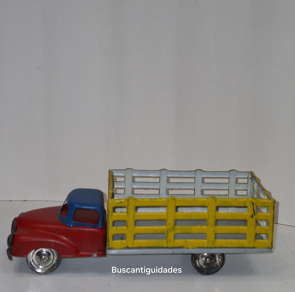Brinquedo de lata, Caminhão  1