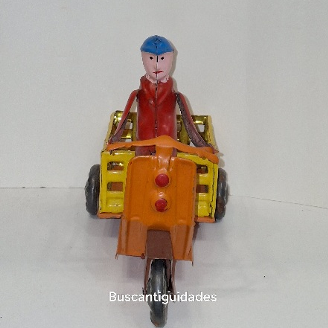 Brinquedo em lata, triciclo  4