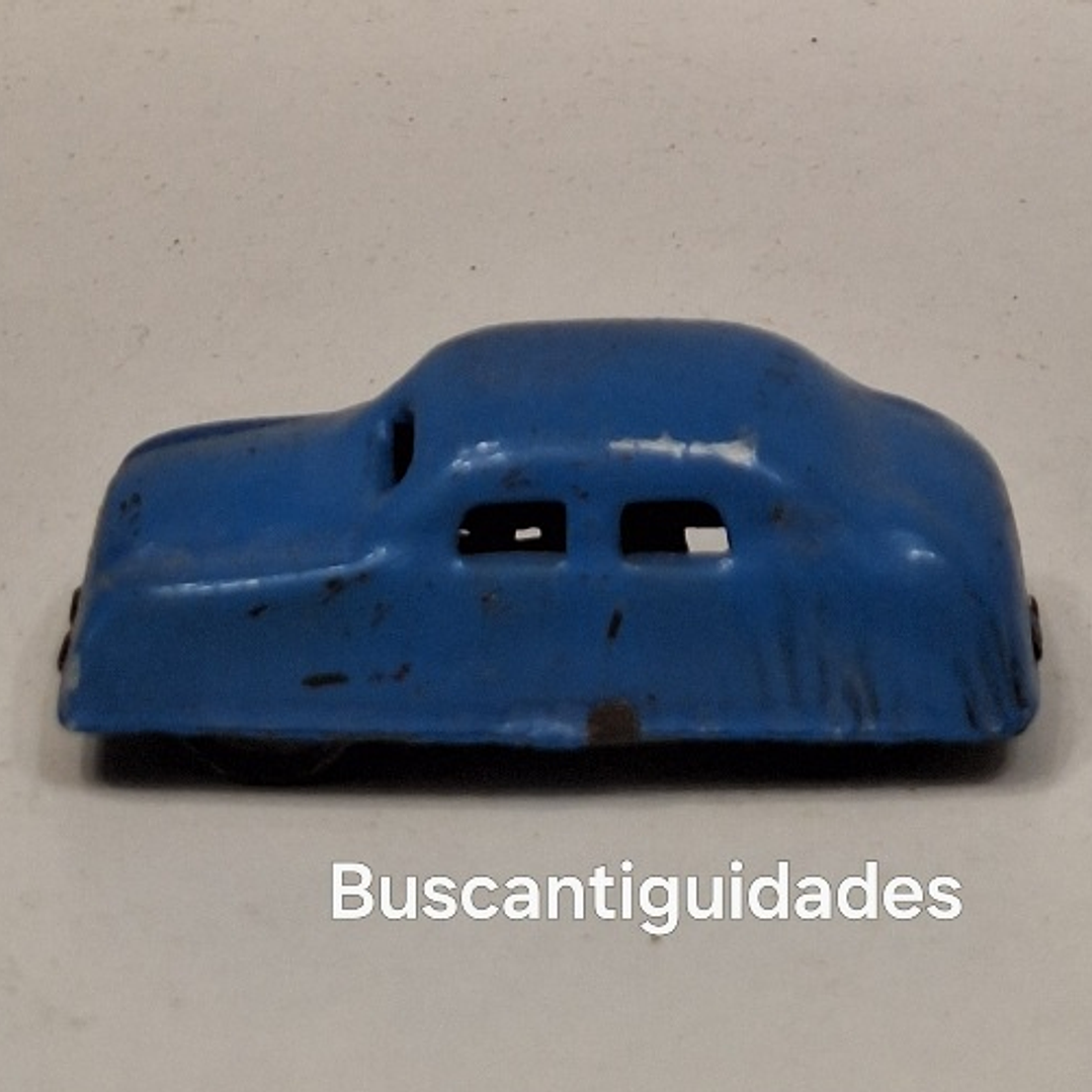 Brinquedo de lata, Carro pulga azul  1