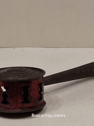 Brinquedo, chocalho e apito