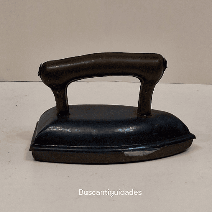 Brinquedo de lata, ferro de passar 4