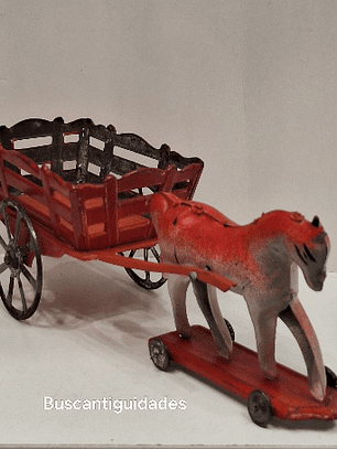 Brinquedo de lata,  carroça com cavalo 