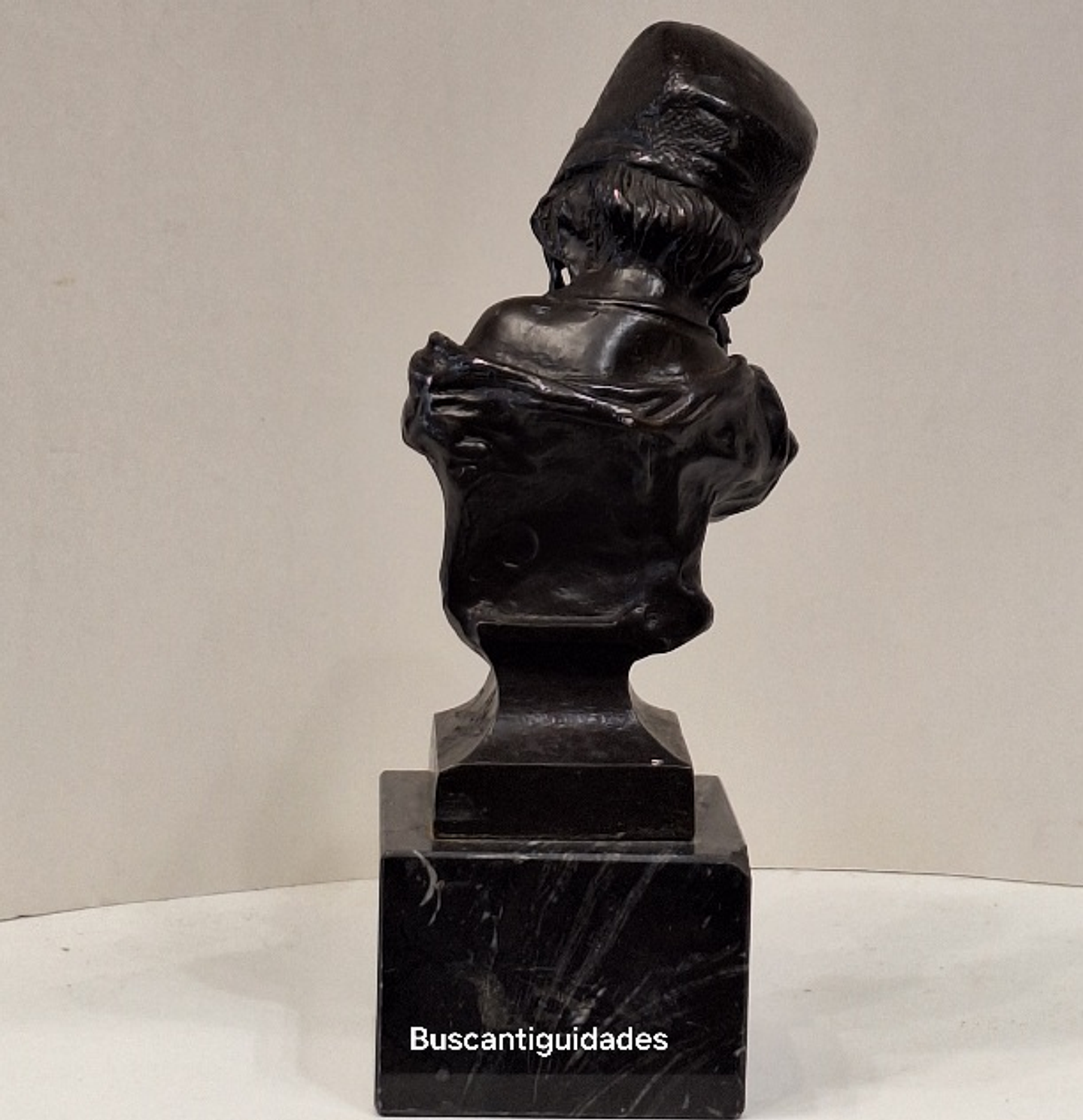 Escultura em metal, Joan Clara 3