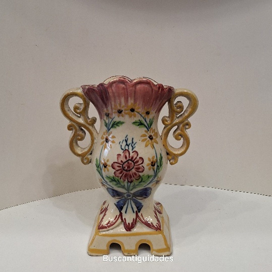 Jarra de altar em faiança Portuguesa  1