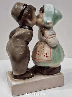 Bibelot, O beijo, Menino e Menina 