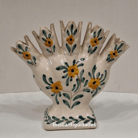 Jarra de cinco dedos em faiança 