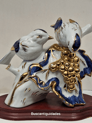 Estatueta, pássaros com uvas