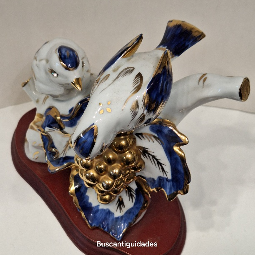 Estatueta, pássaros com uvas 4