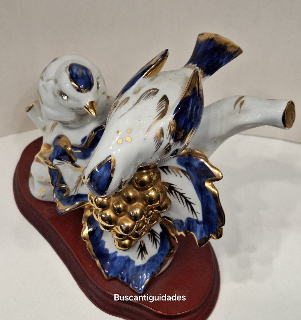 Estatueta, pássaros com uvas 4