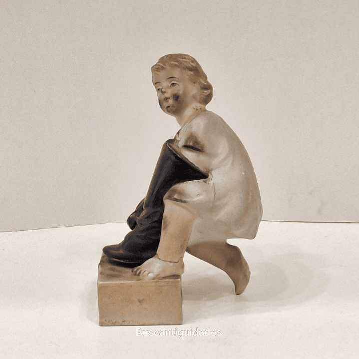 Jovem engraxate em buscuit  3