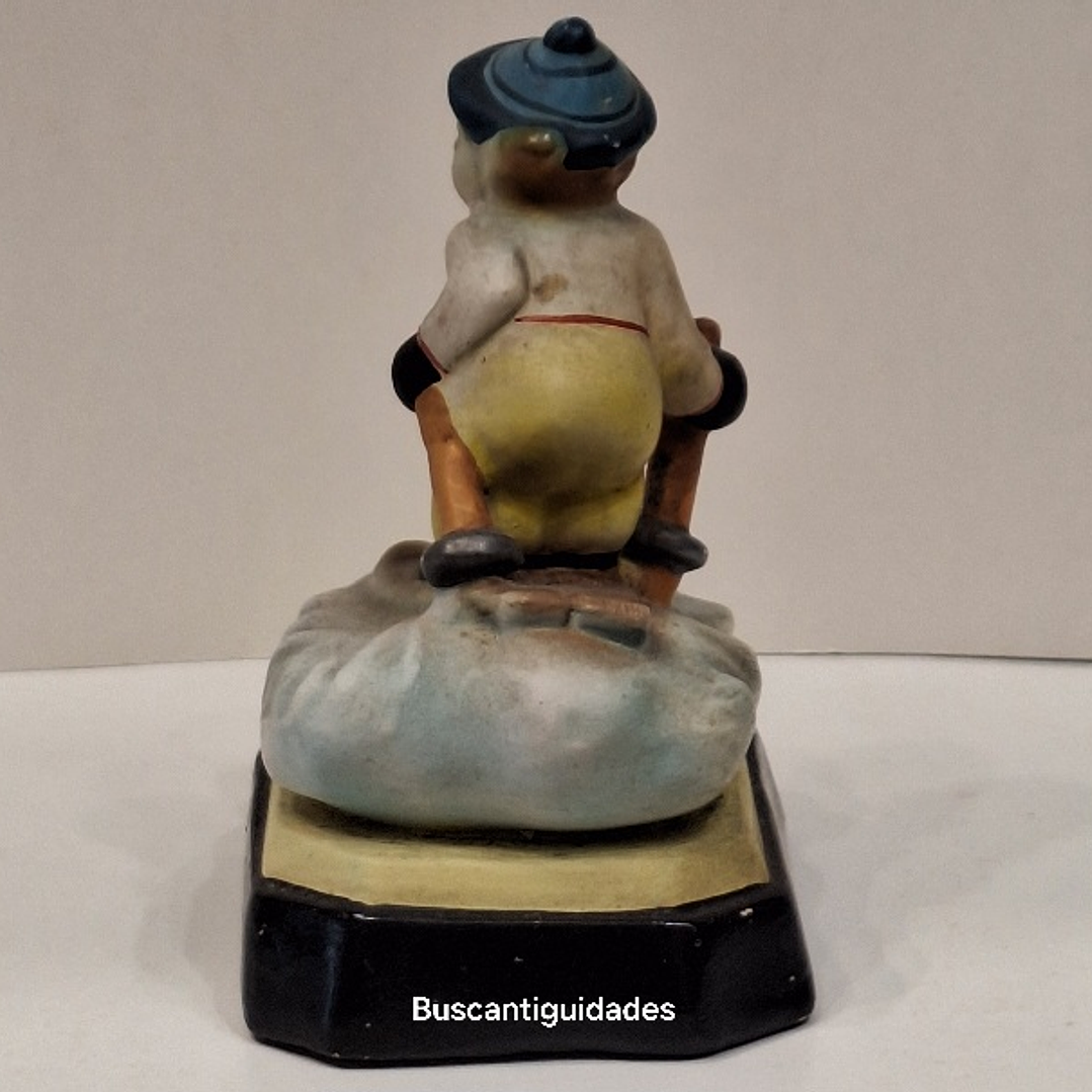 Bibelot, Menina com esqui 3