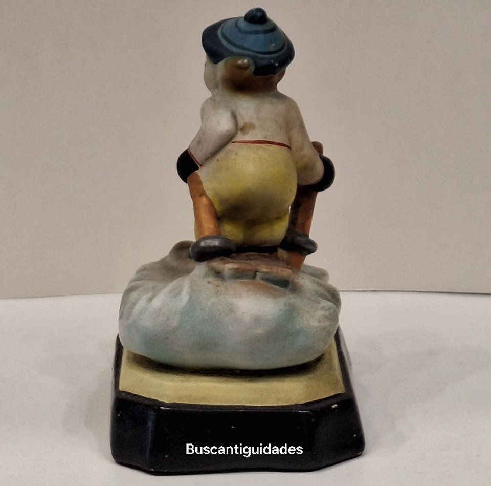 Bibelot, Menina com esqui 3