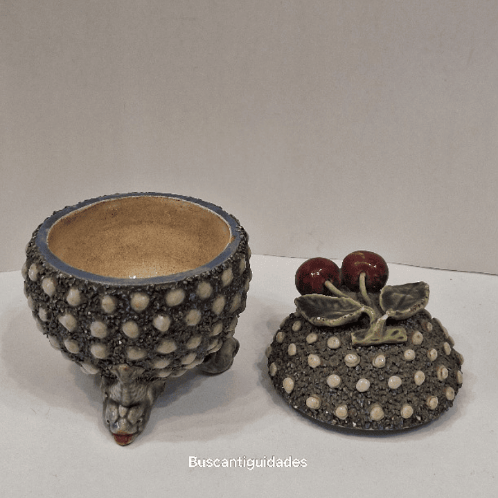 Caixa de faiança,  Cereja 4