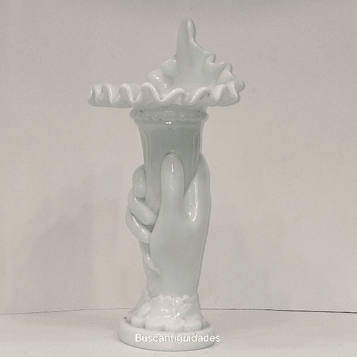 Jarra tulipeira mão com cornucópia  3