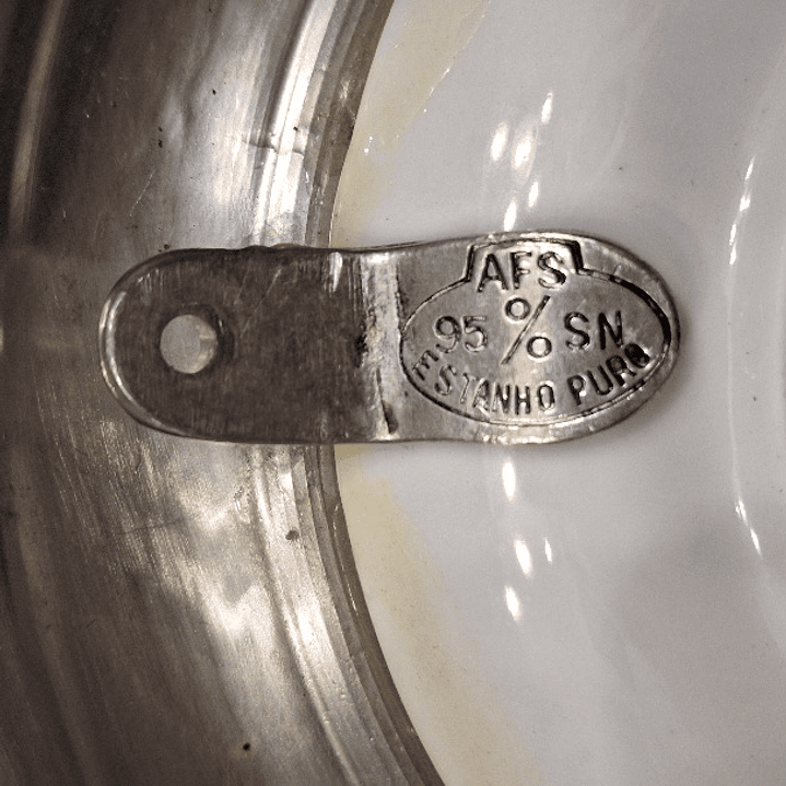 Prato, caravela, estanho 2